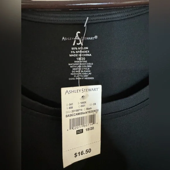 Ashley Stewart Black Top Size 18/20 - Picture 3 of 3